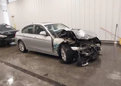 WBA8E5G53GNT40904: 44201832