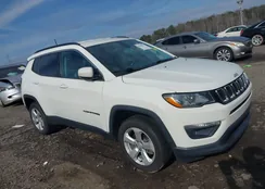 3C4NJDBB4JT479004: 44202677