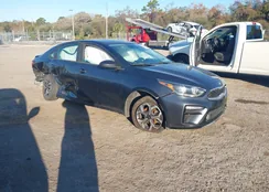 3KPF24AD7LE170025: 44202716