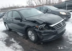 3VWC57BU4LM093613: 44203769