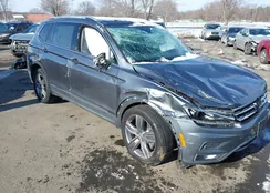 3VV4B7AX8KM021518: 44203390