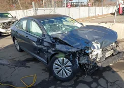 3VWC57BU2KM011988: 44204643