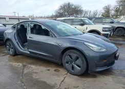 5YJ3E1EB7JF119598: 44204943