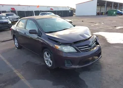 2T1BU4EE2DC070412: 44205589