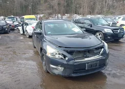 1N4AL3AP0DC917278: 44207305