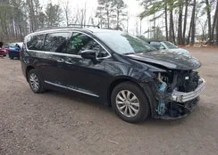 2C4RC1BG3HR539101: 44208480