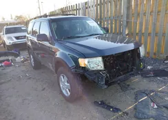 1FMCU92Z28KC09088: 44208582