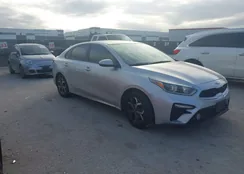 3KPF24AD3KE057042: 44209706