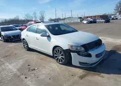 YV1612FS1E1285735: 44211601