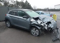 KM8K23AG6LU090635: 44212688