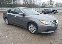 1N4AL3AP0HN308606: 44213692