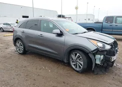 KNDCE3LC4H5052879: 44213941