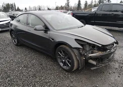 5YJ3E1EB4PF711789: 44214704