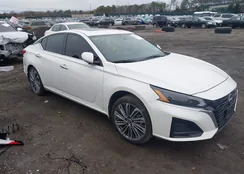 1N4BL4EW5RN310140: 44215654