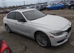 WBA3B9G5XDNR89864: 44216878