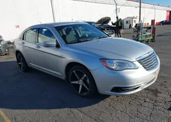 1C3CCBAB2CN320528: 44217423