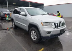 1C4RJEAG3CC354997: 44217026