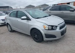 1G1JA5SH5C4201383: 44217061