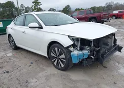 1N4BL4EV3LC100064: 44218509