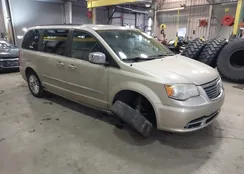 2C4RC1CG8CR414165: 44221290