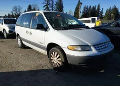 2P4GP45G2XR302909: 44221339