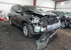 5TDBK3EH6AS035837: 44222824