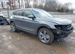 3VV2B7AX5MM037525: 44223750