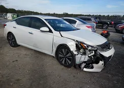 1N4BL4DV8KC150894: 44224529