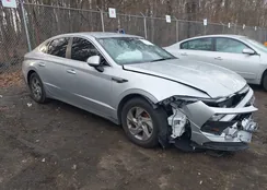 KMHL24JAXSA472947: 44224241