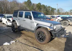 1C4HJXEN5JW327912: 44229146