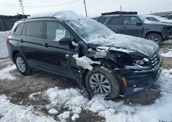 3VV0B7AX6JM097851: 44229201