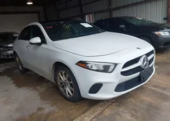 WDD3G4FB1LW040670: 44230910