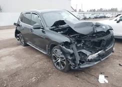 5UXCR6C05P9P49639: 44230237