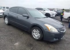 1N4AL2AP3CN492930: 44232733