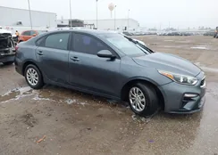 3KPF24AD9LE180958: 44232913