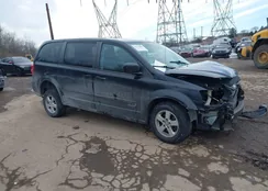 2C4RDGCG2DR521097: 44233441