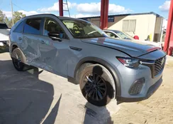 JM3KJBHD5S1116808: 44233672