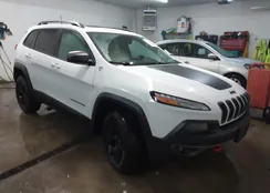 1C4PJMBX3JD525612: 44233677