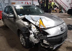 JM1BL1L83C1599420: 44234806