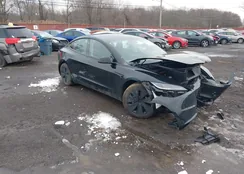 5YJ3E1EB9RF826102: 44234240