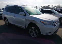 5TDYK3EH0CS059581: 44234980