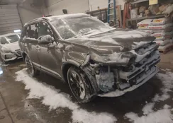 JA4AZ3A38JZ032769: 44237130