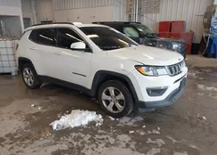 3C4NJDBB8JT175013: 44238785