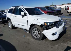 1C4RJFAG0JC298035: 44239282