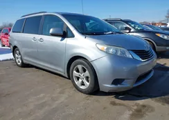 5TDKK3DC5ES449364: 44240771