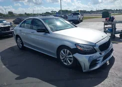 W1KWF8DB9LR601240: 44242242