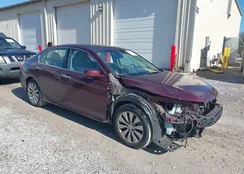 1HGCR3F81DA012144: 44245724