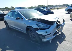 5YJ3E1EA4JF077382: 44246188