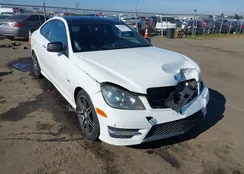 WDDGJ4HB8DF998898: 44246950