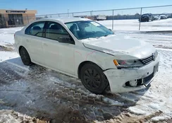 3VW2K7AJ4EM315906: 44250492